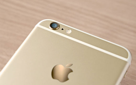 iPhone6s Plusのディスプレイリーク写真が公開される。Force Touchコンポーネントの存在も確認